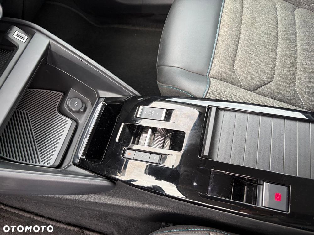 Citroën C4 BlueHDi 130 Stop&Start EAT8 MAX - 29