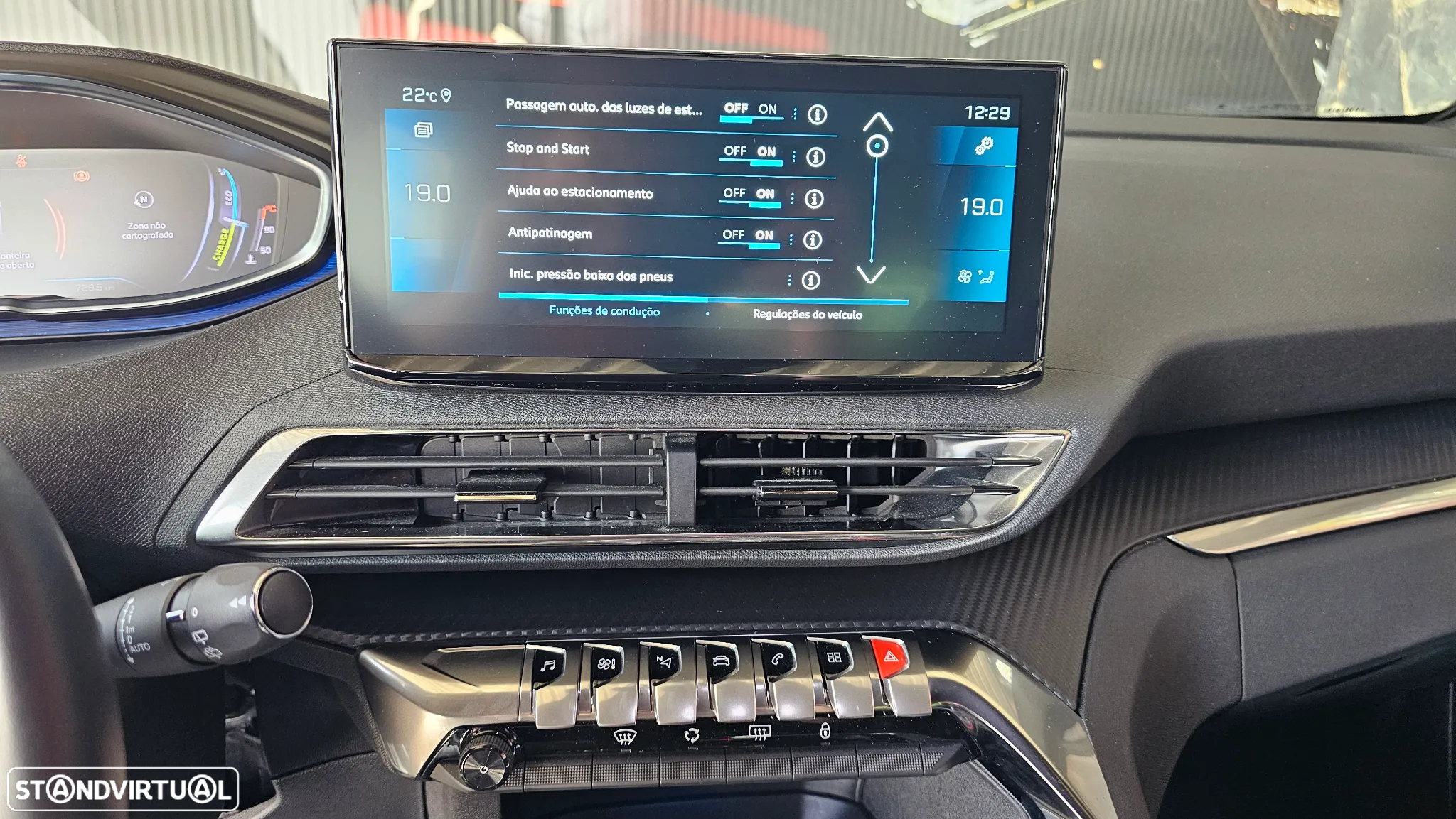Peugeot 5008 1.2 Hybrid Allure Pack e-DCS6 - 41