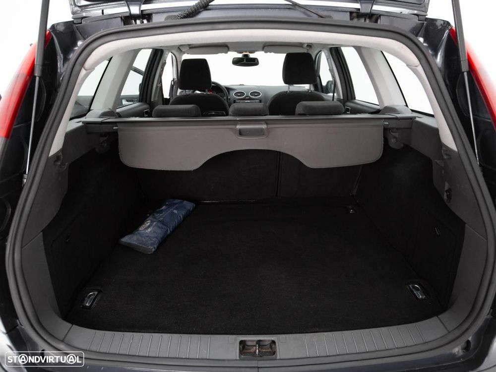 Ford Focus - 11