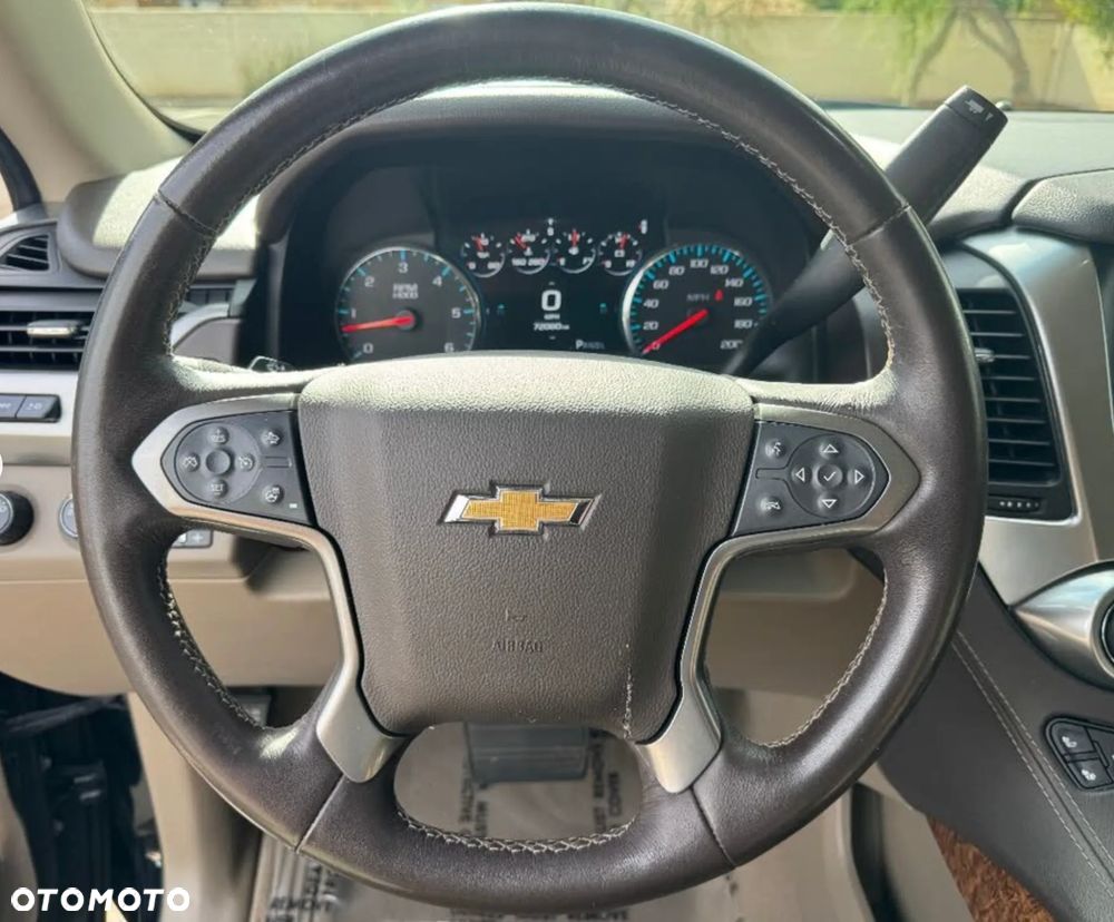 Chevrolet Tahoe - 12