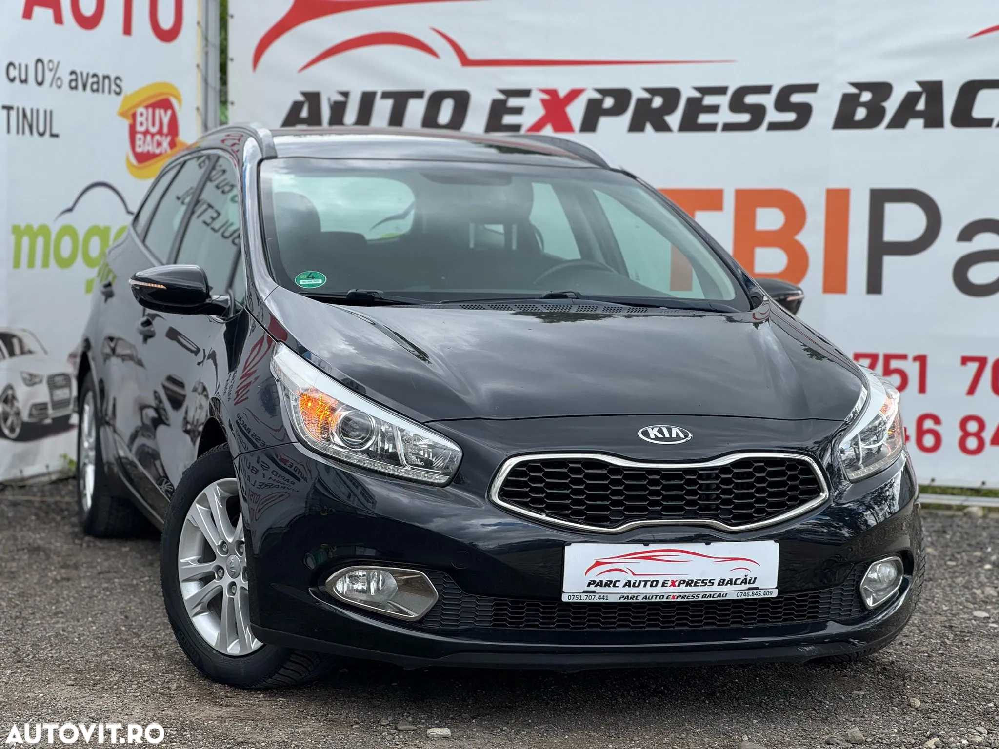 Kia Ceed - 13
