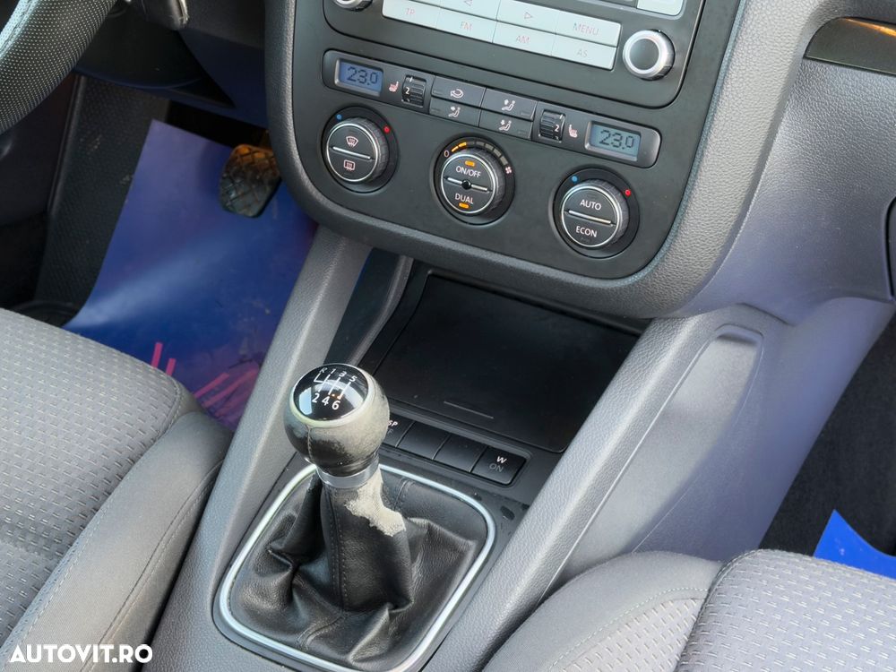 Volkswagen Golf 1.4 TSI GT - 9