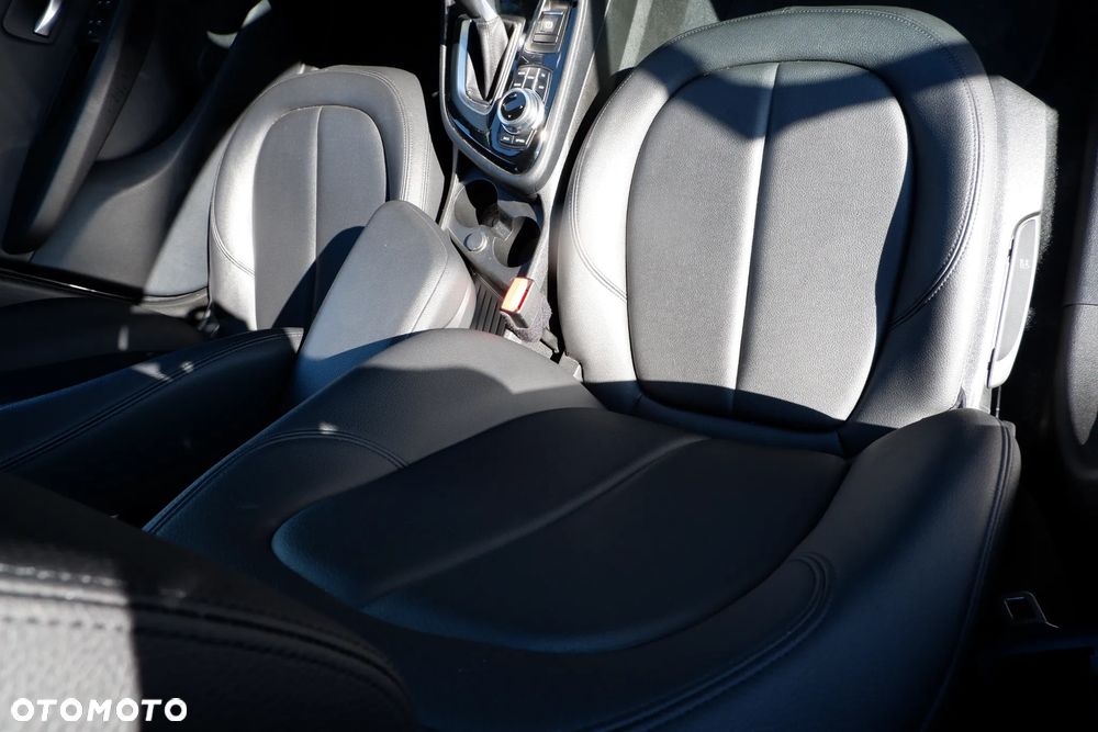 BMW Seria 2 218d Advantage - 8