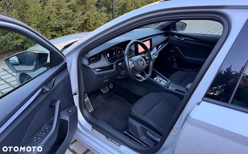 Skoda Octavia 2.0 TSI 4x4 Sportline DSG - 12