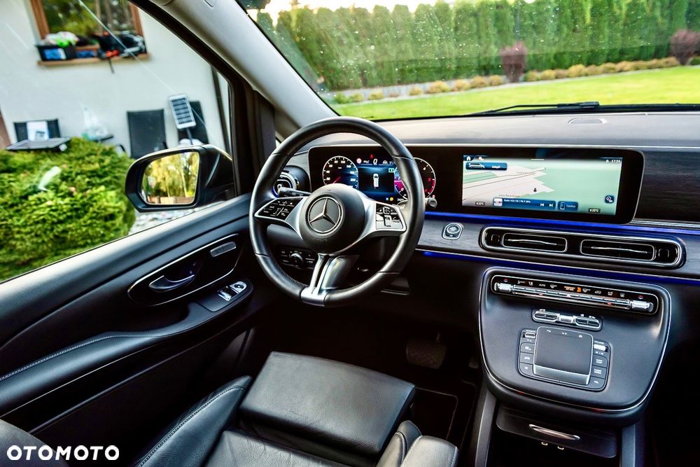 Mercedes-Benz Klasa V 300 d extralang 4Matic 9G-TRONIC Avantgarde Edition Edition 19 - 11