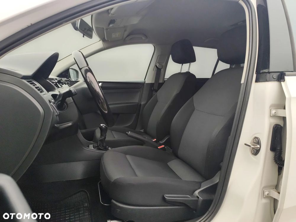 Skoda RAPID 1.4 TDI DPF Ambition - 9