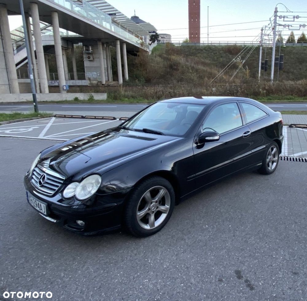 Mercedes-Benz Klasa C 180 T Kompressor Classic - 1