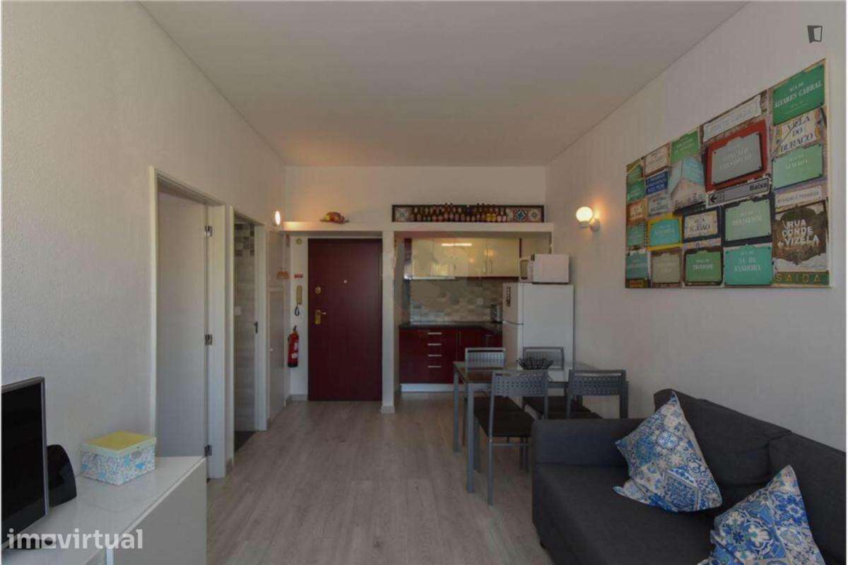 Apartamento com 1 quartos - localizado em Santo Ildefonso Porto - Grande imagem: 2/5