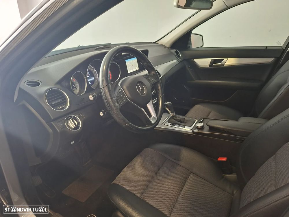 Mercedes-Benz C 220 - 20
