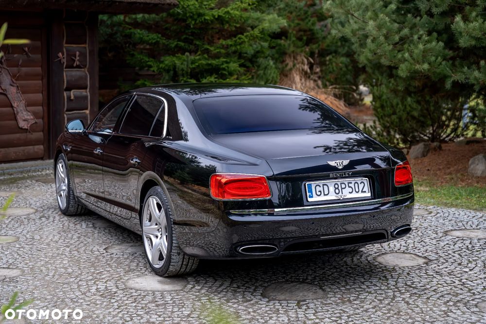 Bentley Flying Spur Mulliner - 3