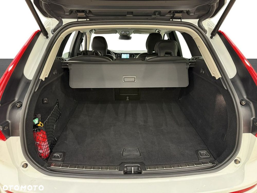 Volvo XC 60 - 28