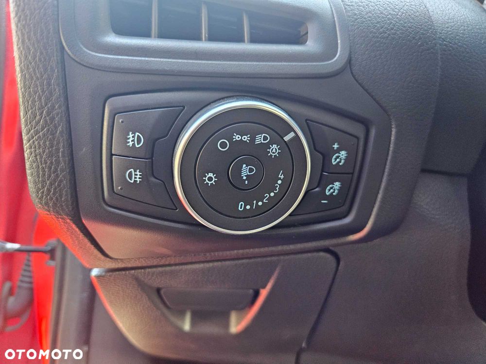 Ford Focus - 11