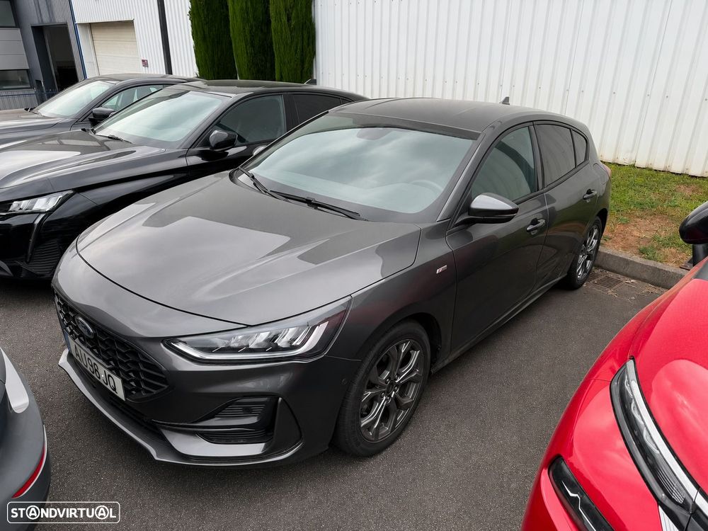 Ford Focus 1.0 EcoBoost MHEV ST-Line - 2