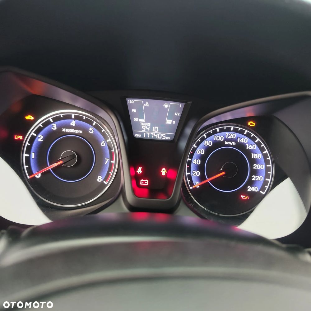 Hyundai ix20 1.4 blue Passion - 25