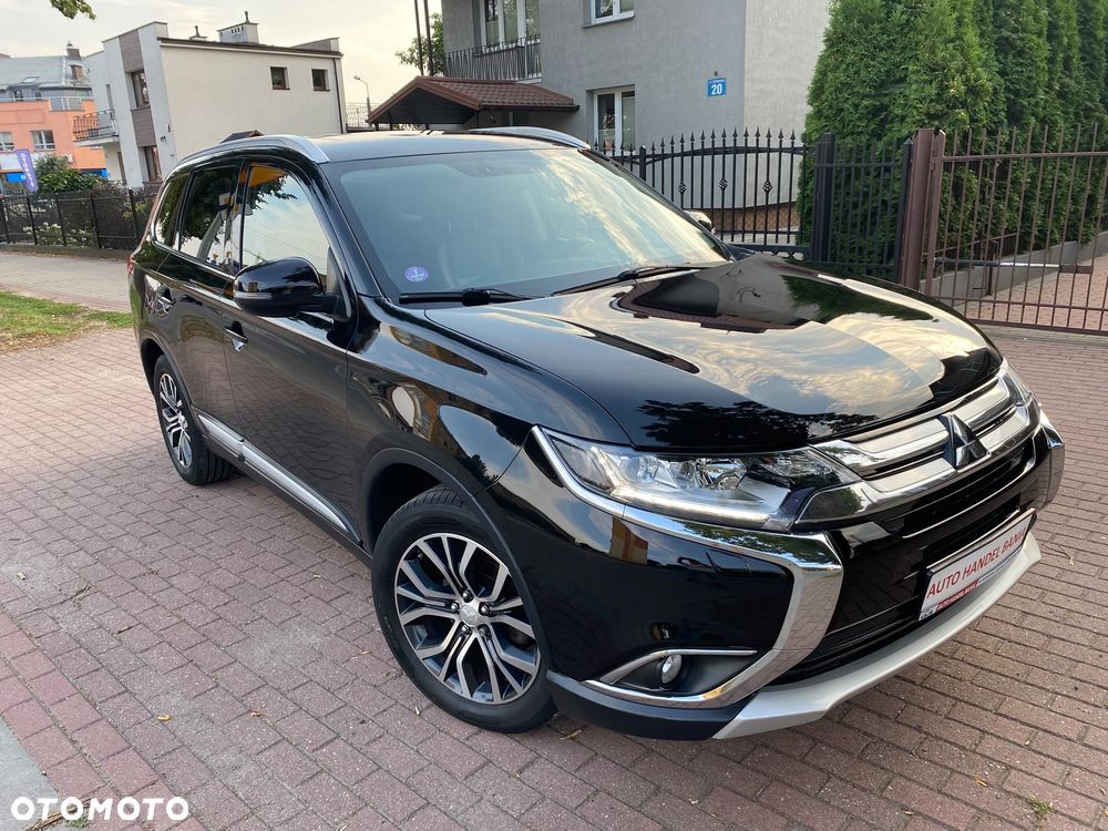 Mitsubishi Outlander 2.0 Intense + - 32
