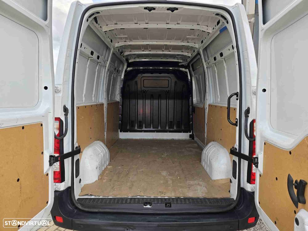 Renault Master 2.3 dCi L2H2 3.5T SS - 4