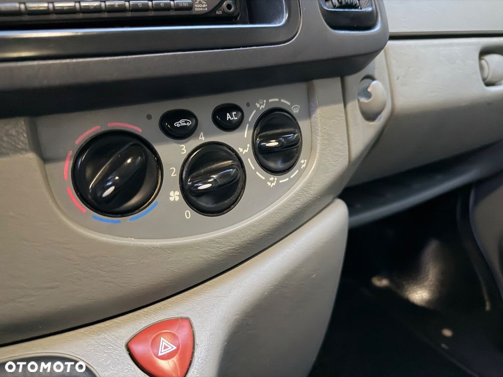 Renault Trafic - 9