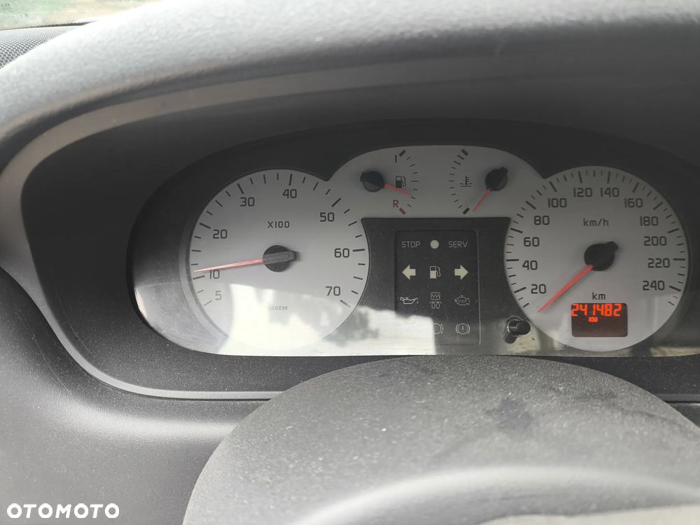 Renault Megane 1.6 - 7