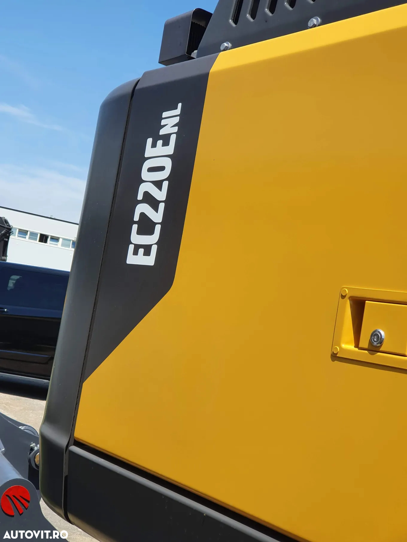 Volvo EC220ENL - 4