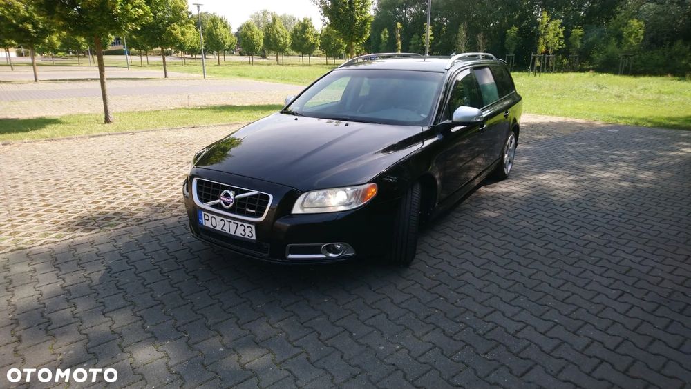 Volvo V70 - 1