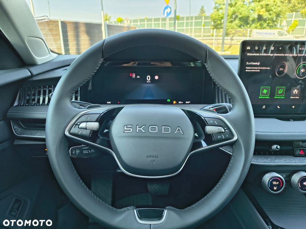 Skoda Superb 2.0 TSI 4x4 Selection DSG - 22