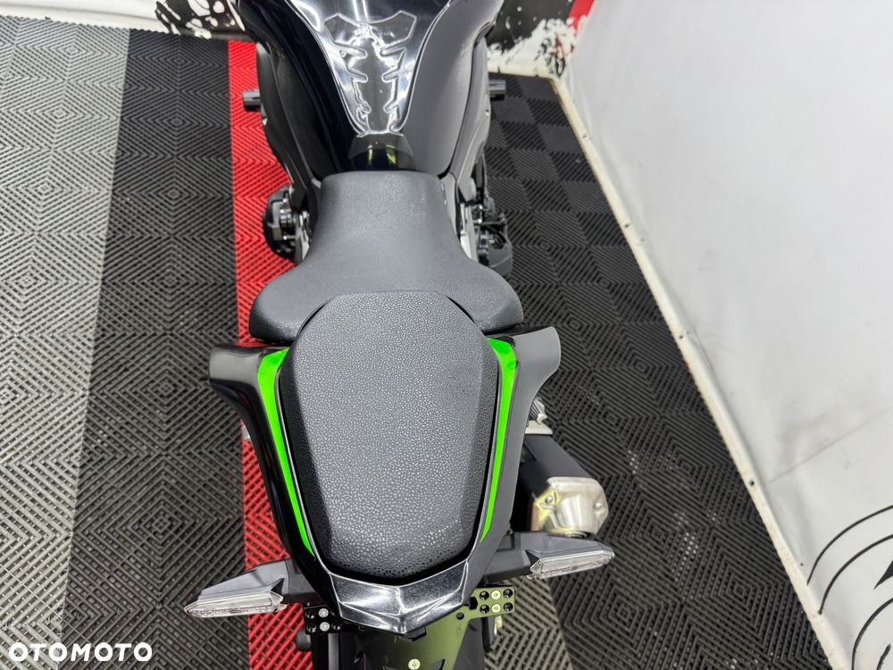 Kawasaki Z - 21