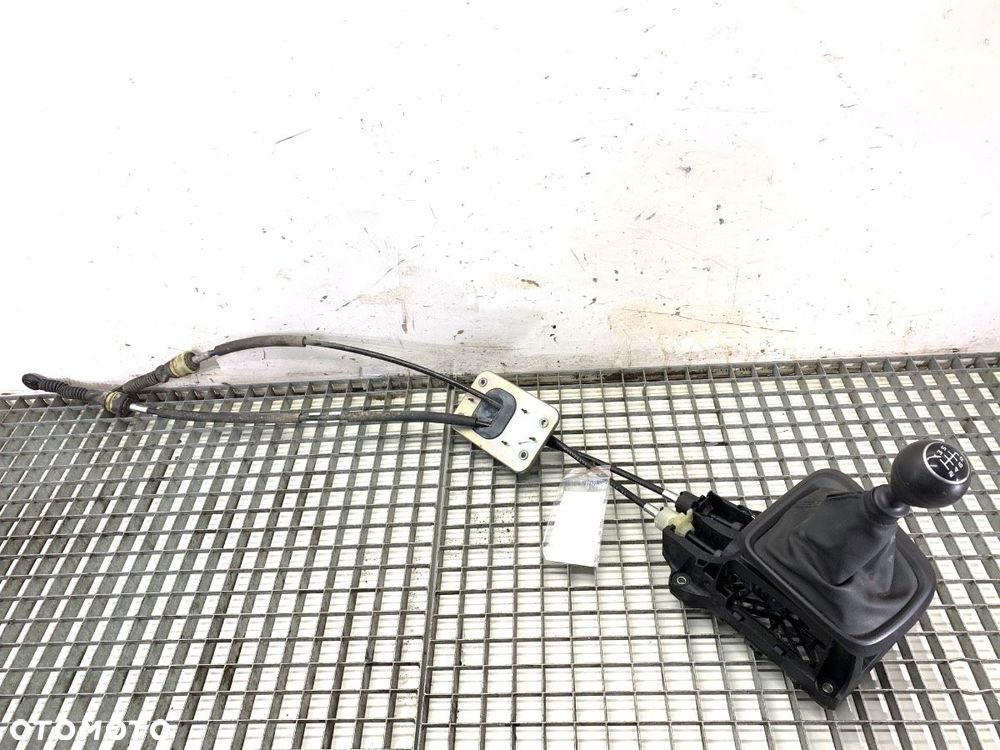 DŹWIGNIA ZMIANY BIEGÓW  FIAT TIPO Kombi (356_) 2016 - 2022 1.4 (356WXA1B) 70 kW [95 KM] benzyna - 1