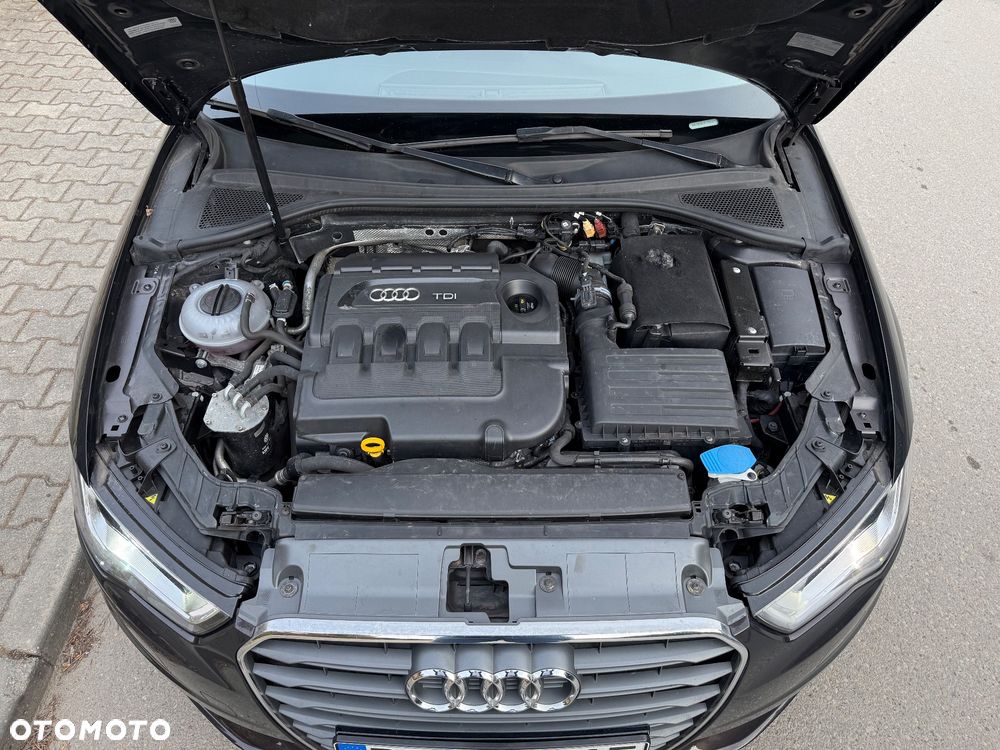 Audi A3 Limousine 1.6 TDI Attraction - 12