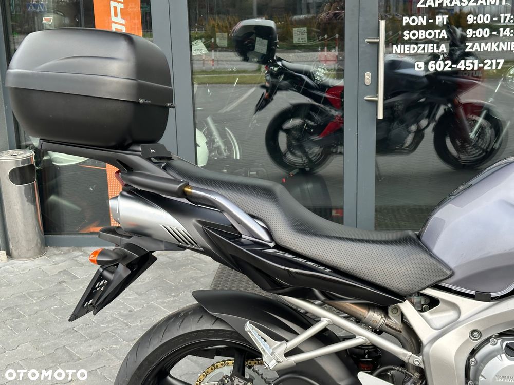 Yamaha FZ6 - 10