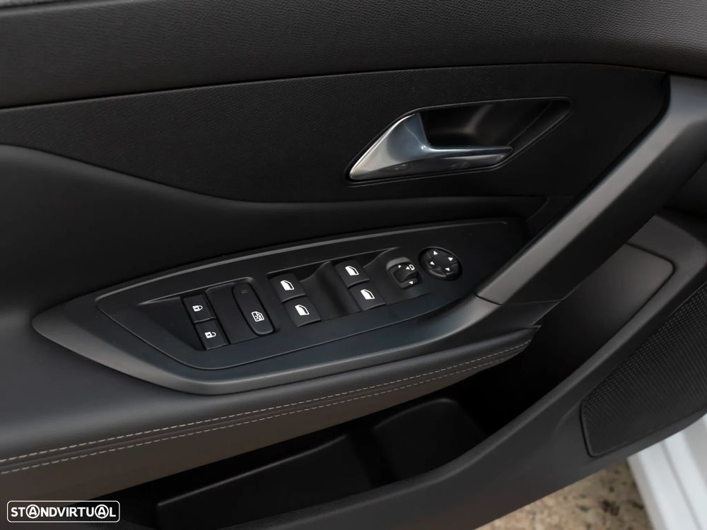 Peugeot 308 SW 1.5 BlueHDi Allure EAT8 - 20