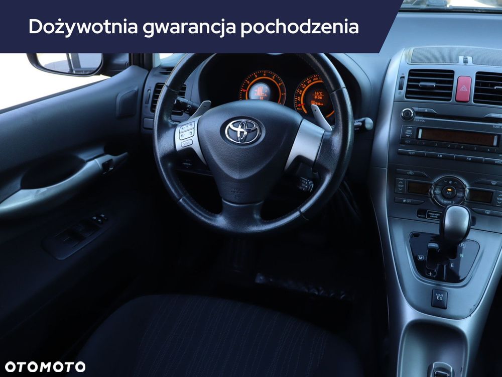 Toyota Auris - 9