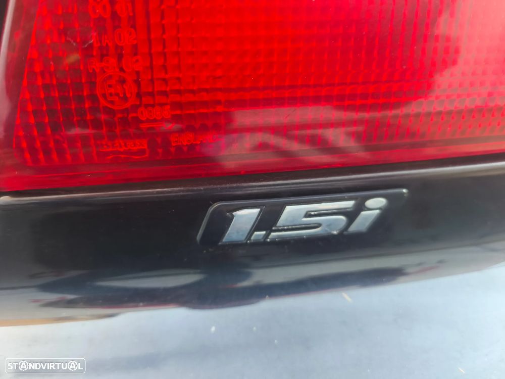 Honda Civic 1.5i LS - 18