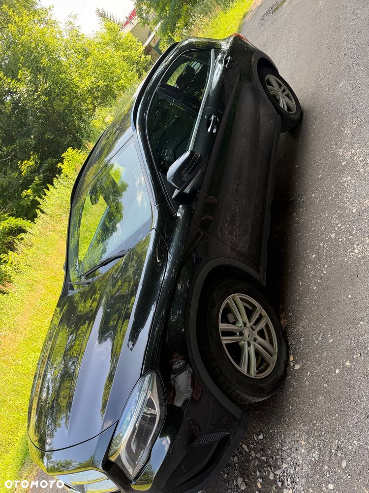 Mercedes-Benz GLA - 1