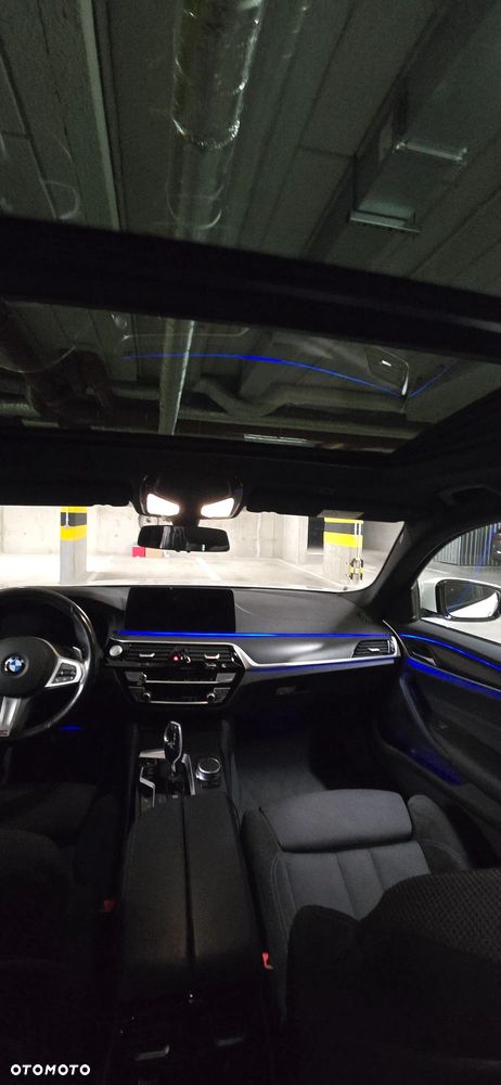 BMW Seria 5 520d xDrive M Sport sport - 11