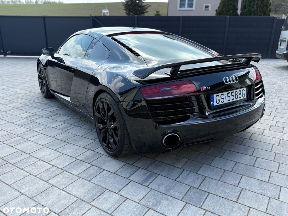 Audi R8 Coupé 4.2 Quattro S tronic - 3