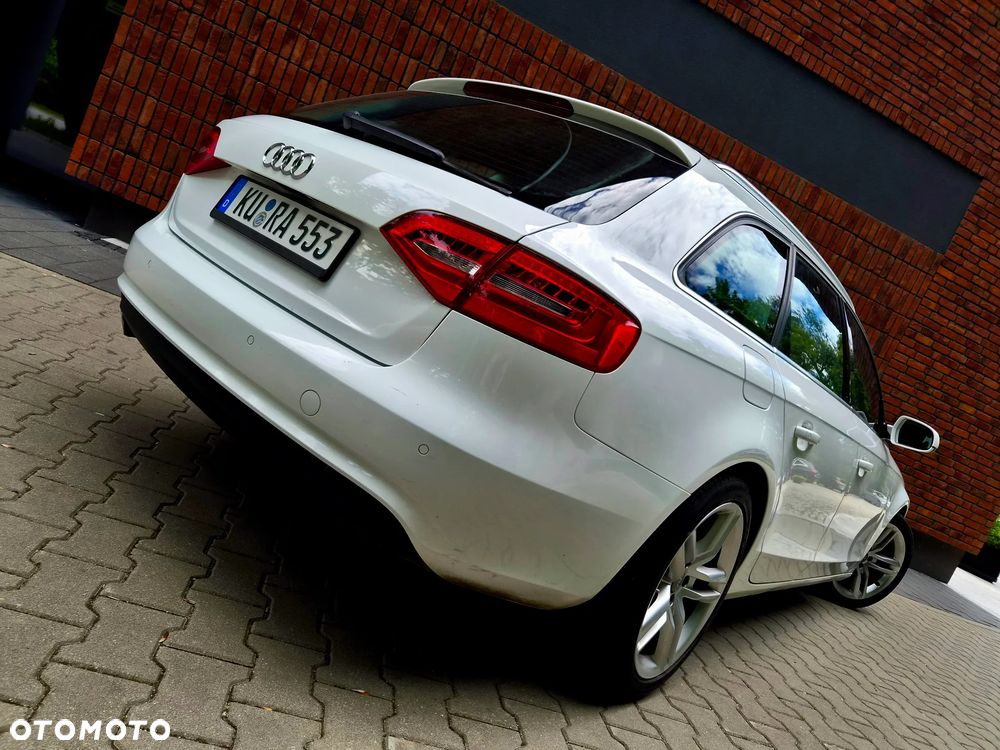 Audi A4 Avant 2.0 TDI ultra - 12