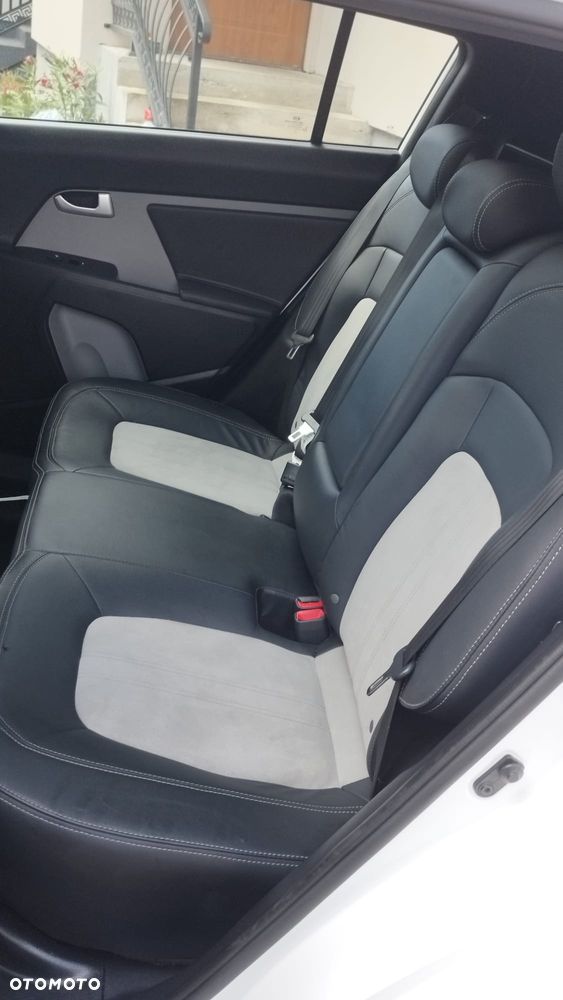 Kia Sportage 1.7 CRDI S 2WD - 28
