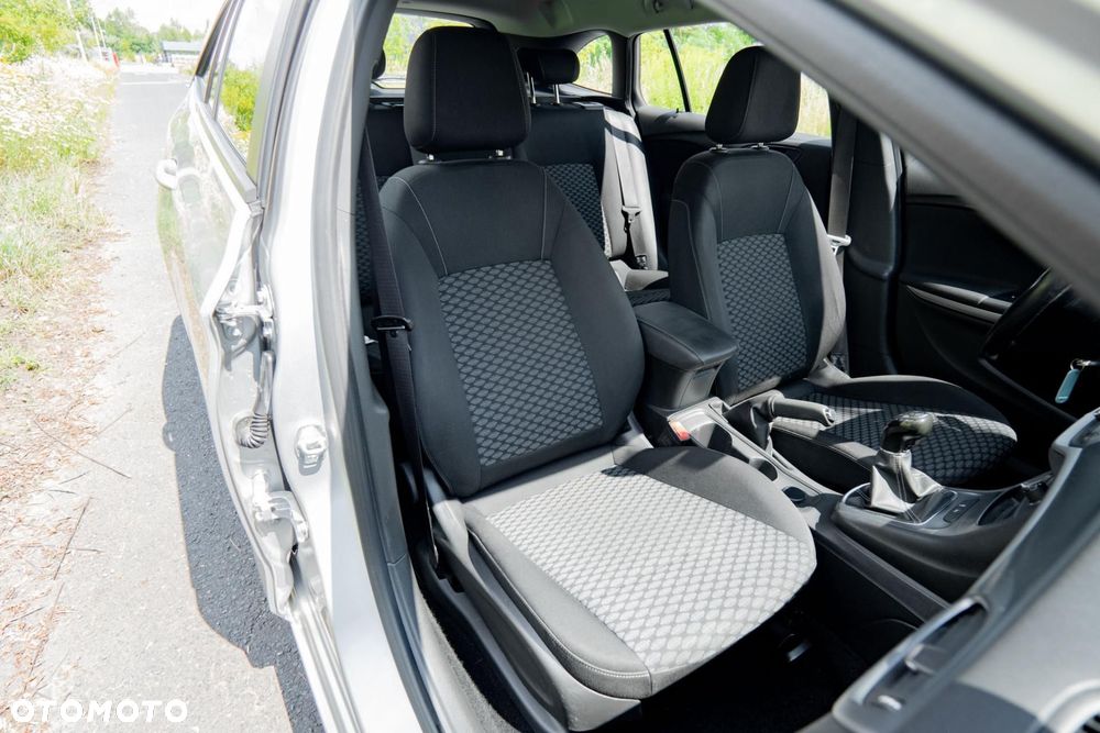 Opel Astra - 16
