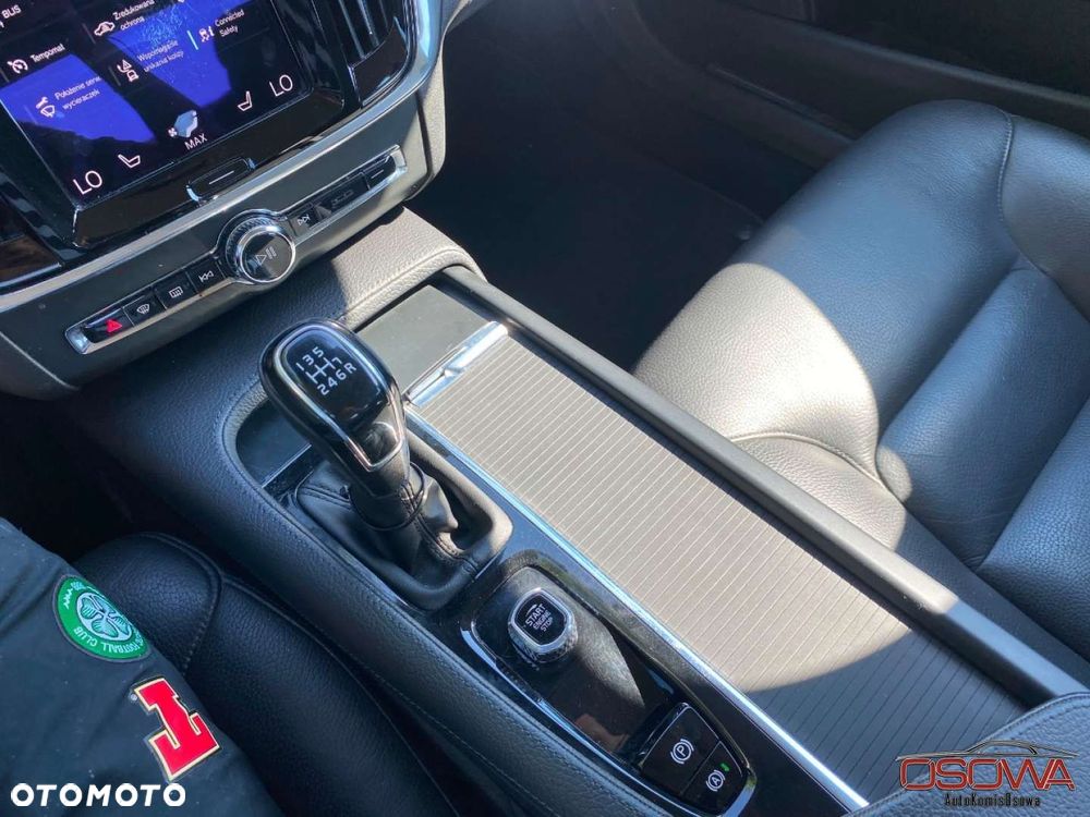 Volvo S90 - 33