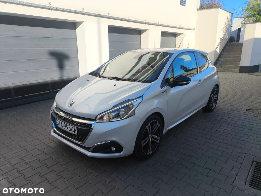 Peugeot 208 1.2 PureTech Allure S&S - 4