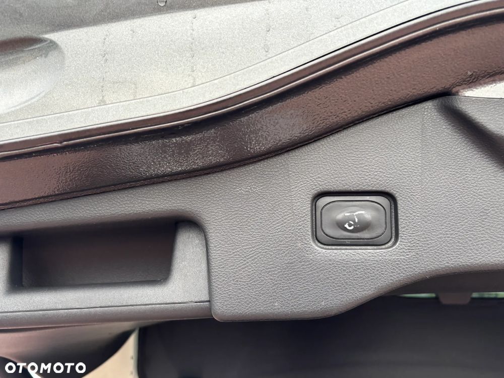 Ford Mondeo 2.0 EcoBlue Titanium - 31