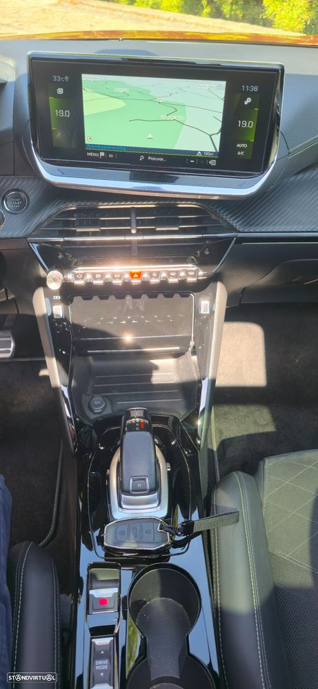 Peugeot 2008 1.5 BlueHDi GT Line EAT8 - 8