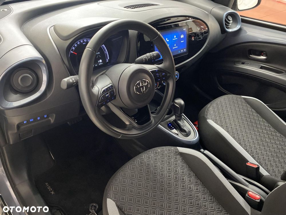Toyota Aygo X 1.0 VVT-i Style CVT - 10