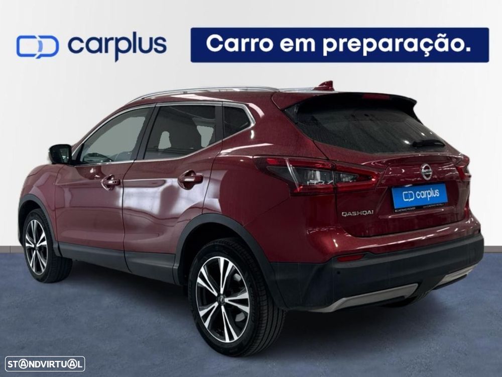 Nissan Qashqai 1.3 DIG-T N-Connecta LED - 2