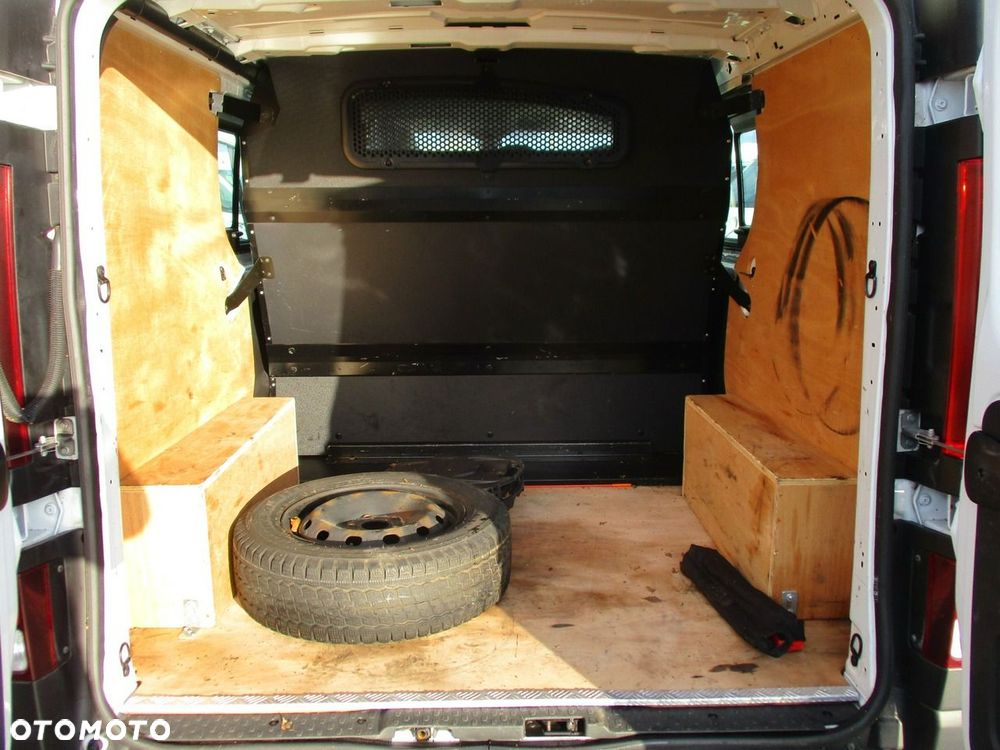 Opel Vivaro - 7