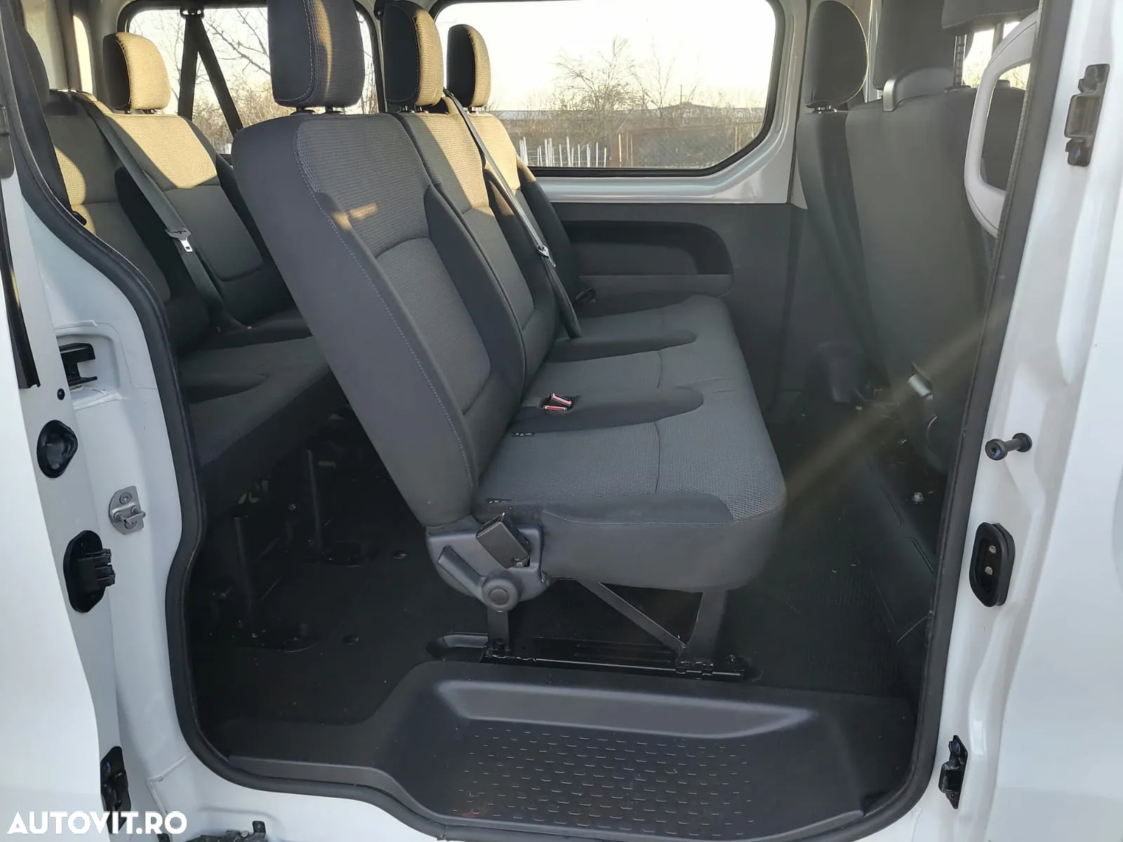 Renault Trafic - 9