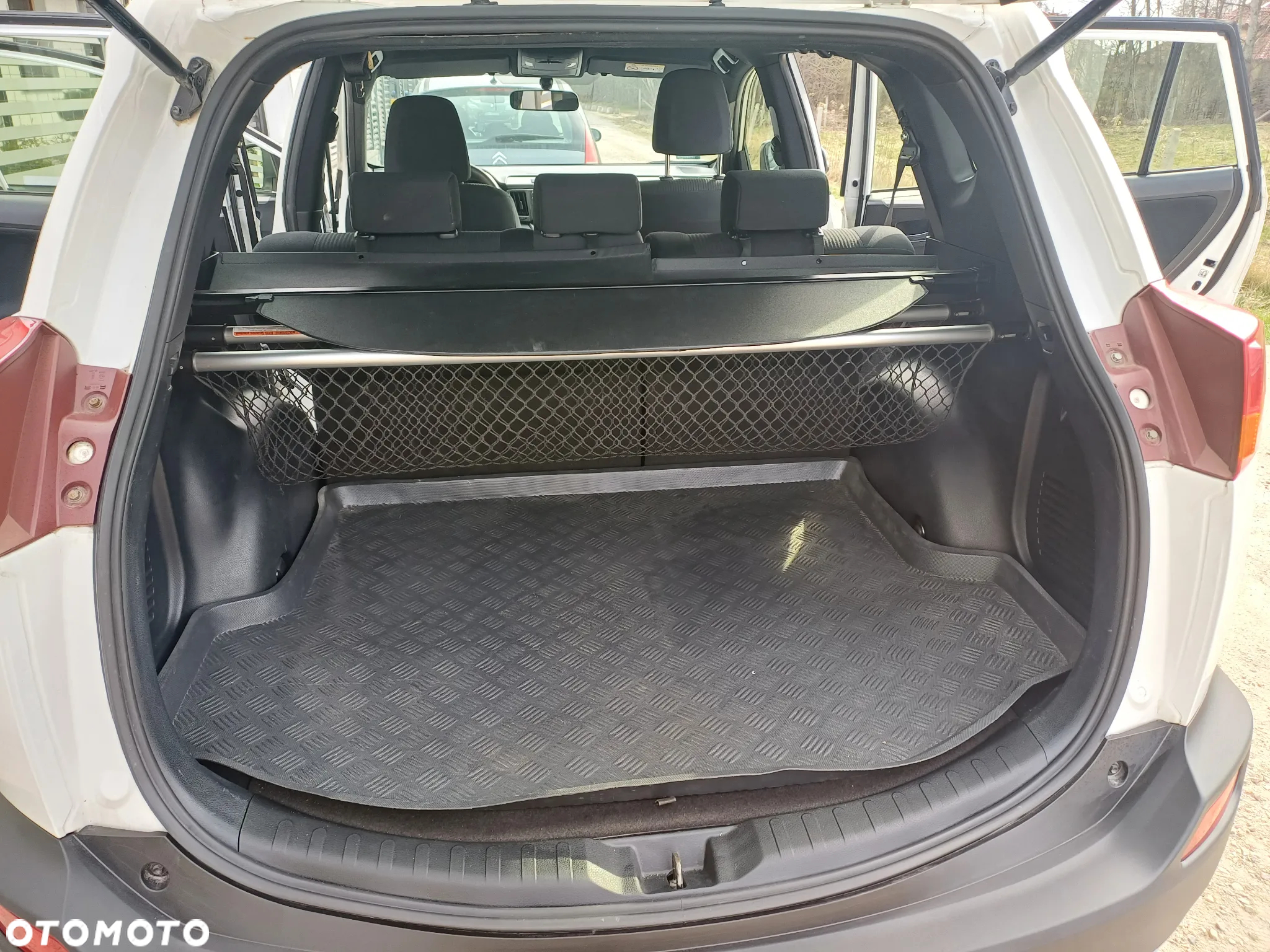 Toyota RAV4 2.0 D-4D Active - 11