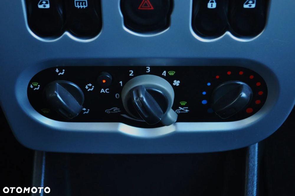 Dacia Sandero 1.2 16V - 16