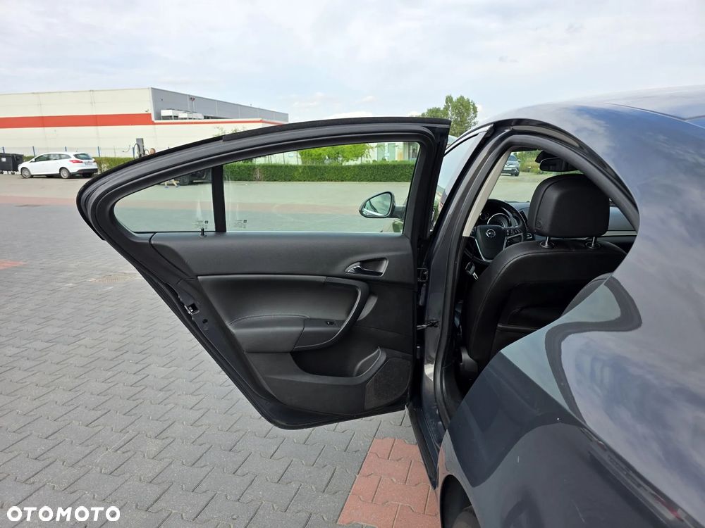 Opel Insignia 1.4 T Executive S&S - 9