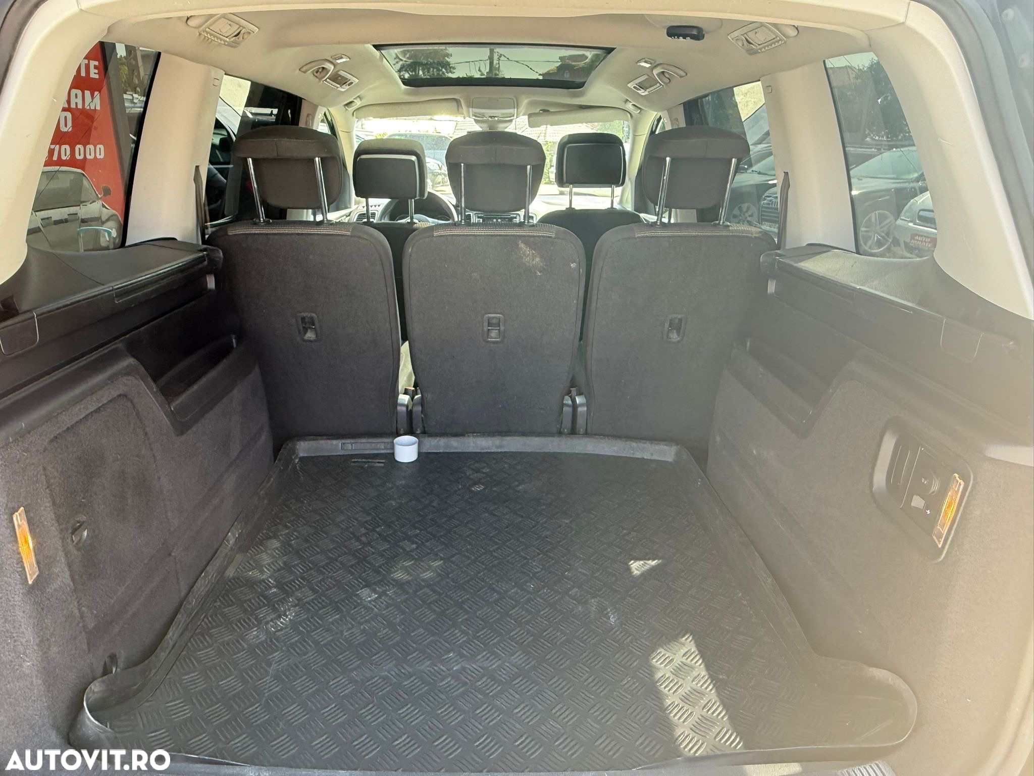 Volkswagen Sharan 2.0 TDI DSG Comfortline - 7